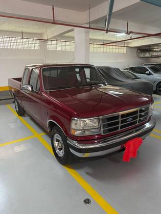 FORD F-150 5.0 XLT 4X4 V8 16V GASOLINA 2P AUTOMÁTICO