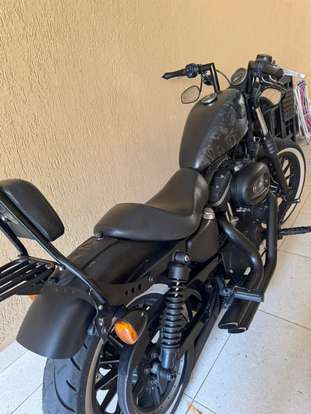 HARLEY-DAVIDSON-SPORTSTER IRON 883-2011