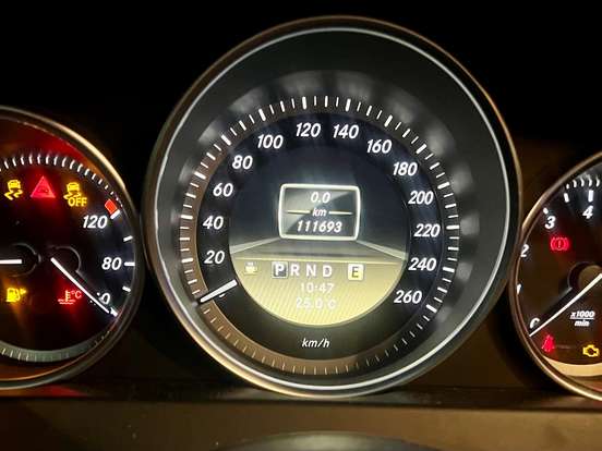 MERCEDES-BENZ-C 180-1.8 CGI CLASSIC 16V TURBO GASOLINA 4P AUTOMÁTICO MERCEDES-BENZ-C 180-2011