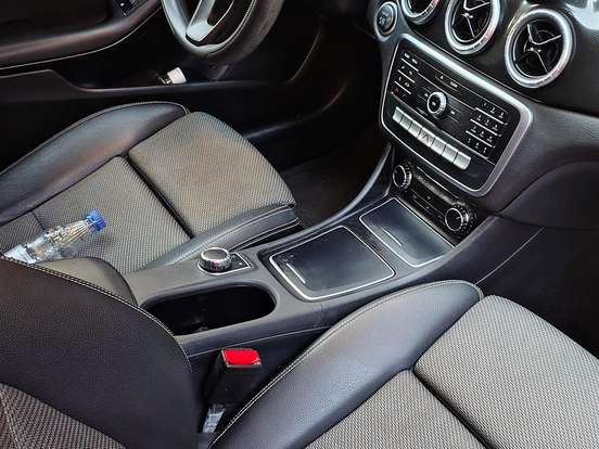 MERCEDES-BENZ-CLA 180-1.6 CGI GASOLINA 7G-DCT MERCEDES-BENZ-CLA 180-2019