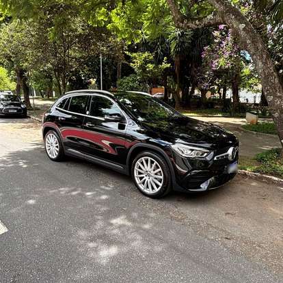 MERCEDES-BENZ-GLA 200-2021