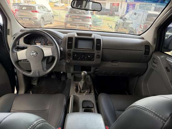 NISSAN-FRONTIER-2.5 SE 4X2 CD TURBO ELETRONIC DIESEL 4P MANUAL NISSAN-FRONTIER-2010