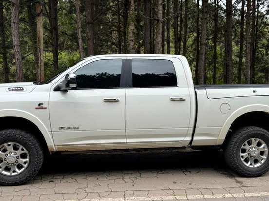 RAM-2500-6.7 I6 TURBO DIESEL LARAMIE CD 4X4 AUTOMÁTICO RAM-2500-2022
