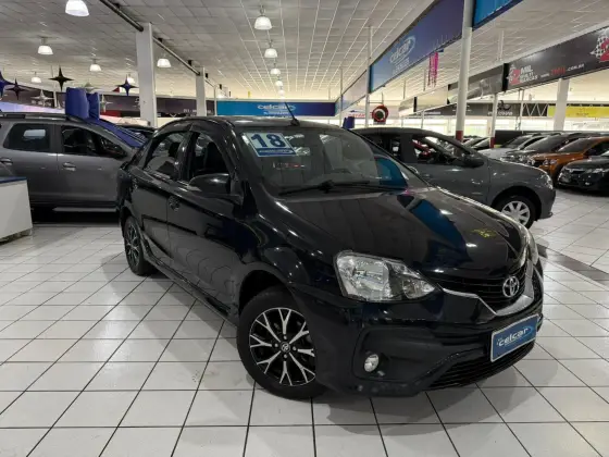 TOYOTA ETIOS 1.5 PLATINUM SEDAN 16V FLEX 4P AUTOMÁTICO