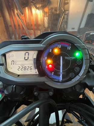 TRIUMPH-TIGER 800 ABS TRIUMPH-TIGER 800 ABS-2014