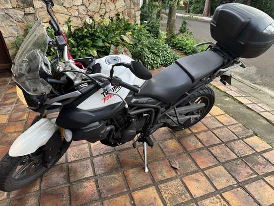 TRIUMPH-TIGER 800 ABS TRIUMPH-TIGER 800 ABS-2014