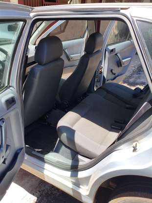 VOLKSWAGEN-GOL-2009