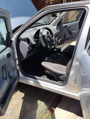 VOLKSWAGEN-GOL-1.0 MI 8V FLEX 4P MANUAL G.IV VOLKSWAGEN-GOL-2009