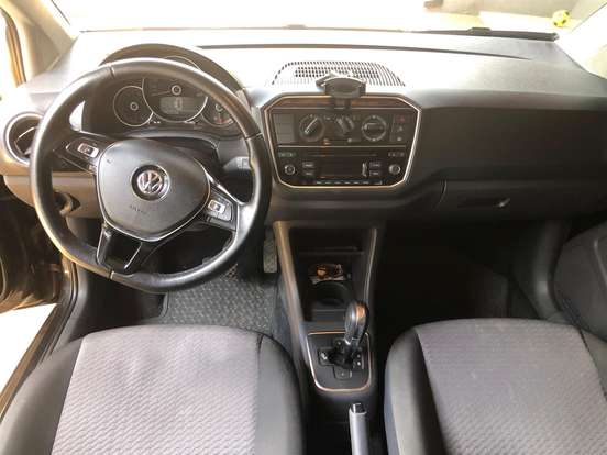 VOLKSWAGEN-UP-1.0 MPI MOVE UP 12V FLEX 4P AUTOMATIZADO VOLKSWAGEN-UP-2017