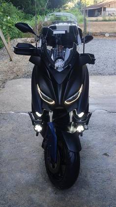 YAMAHA XMAX ABS 