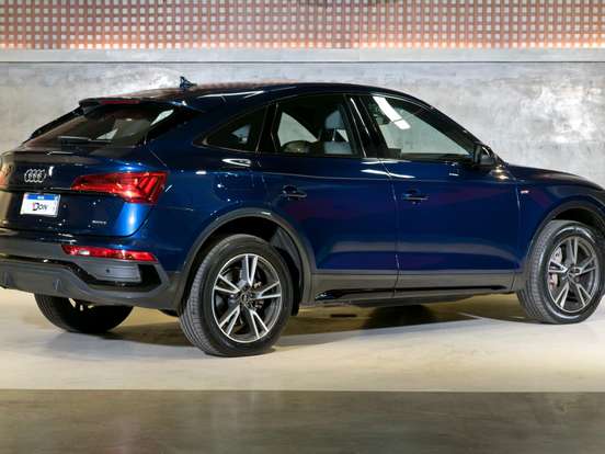 AUDI-Q5-2.0 55 TFSIE PHEV SPORTBACK PERFORMANCE BLACK QUATTRO S TRONIC AUDI-Q5-2022