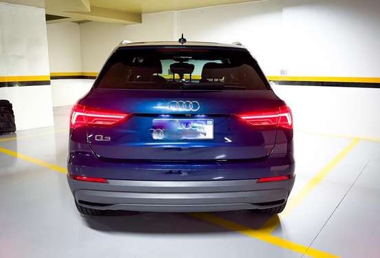 AUDI-Q3-2020