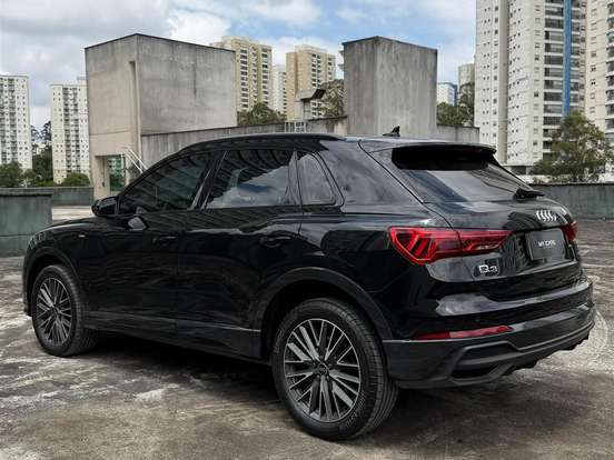 AUDI-Q3-2.0 40 TFSI GASOLINA PERFORMANCE BLACK QUATTRO TIPTRONIC AUDI-Q3-2023