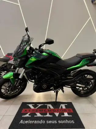 BAJAJ DOMINAR 400 