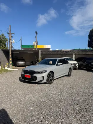 BMW 330e 2.0 16V TURBO HÍBRIDO M SPORT AUTOMÁTICO BMW 330e 2.0 16V TURBO HÍBRIDO M SPORT AUTOMÁTICO