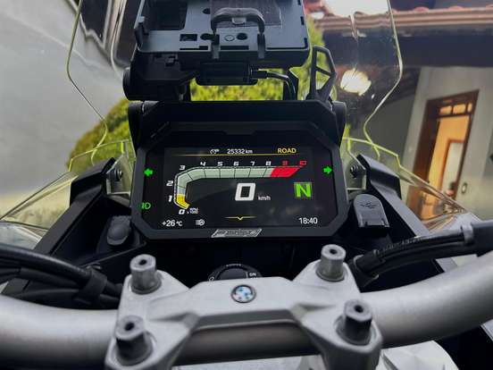 BMW-F 850 GS ADVENTURE PREMIUM-2022