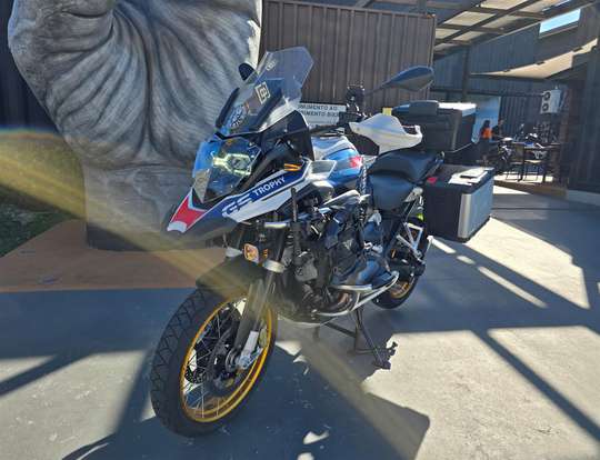 BMW-R 1250 GS PREMIUM-2023
