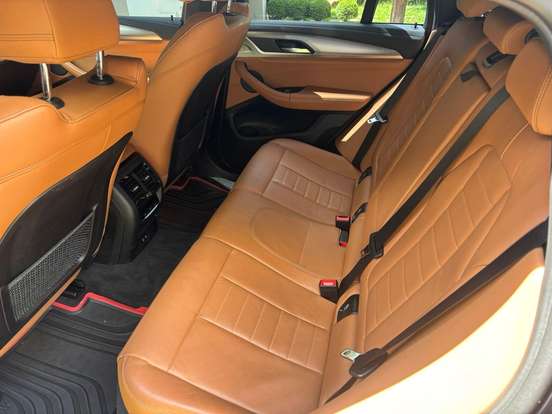 BMW-X4-2019