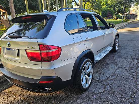 BMW-X5-2008