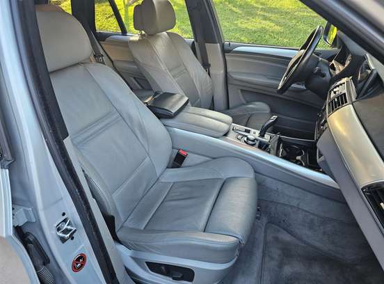 BMW-X5-2008