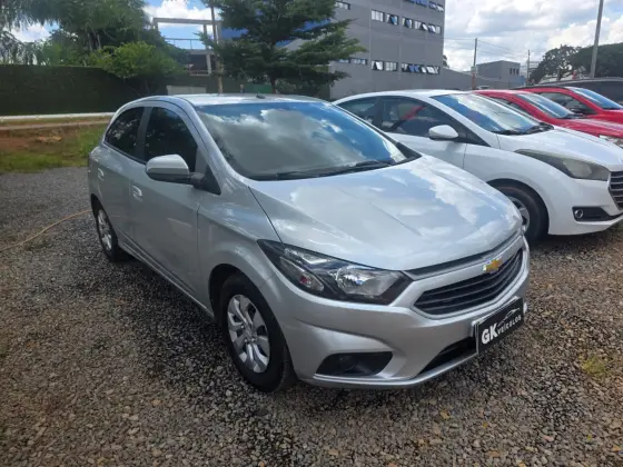 CHEVROLET ONIX 1.0 MPFI LT 8V FLEX 4P MANUAL