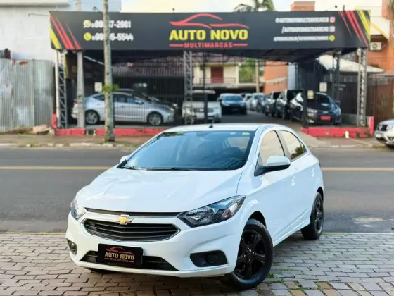 CHEVROLET ONIX 1.4 MPFI LT 8V FLEX 4P MANUAL CHEVROLET ONIX 1.4 MPFI LT 8V FLEX 4P MANUAL