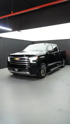 CHEVROLET SILVERADO 5.3 V8 GASOLINA 1500 HIGH COUNTRY 4X4 AUTOMÁTICO
