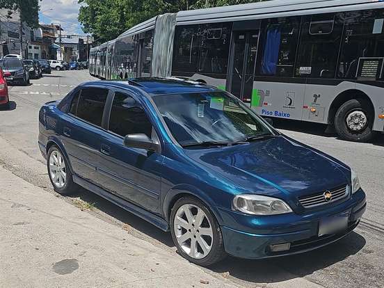 CHEVROLET-ASTRA-2.0 MPFI GLS 8V GASOLINA 4P MANUAL CHEVROLET-ASTRA-1999