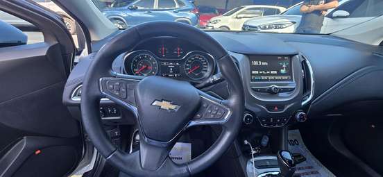CHEVROLET-CRUZE-2018