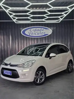 CITROËN C3 1.2 ATTRACTION 12V FLEX 4P MANUAL CITROËN C3 1.2 ATTRACTION 12V FLEX 4P MANUAL