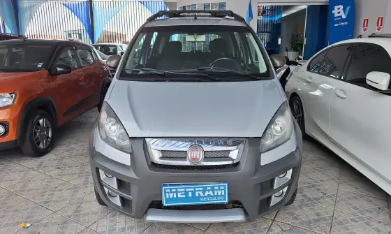 FIAT IDEA 1.8 MPI ADVENTURE 16V FLEX 4P MANUAL FIAT IDEA 1.8 MPI ADVENTURE 16V FLEX 4P MANUAL