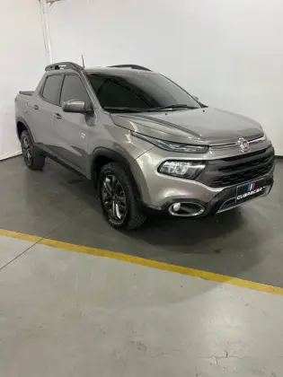 FIAT TORO 2.0 16V TURBO DIESEL FREEDOM 4WD AT9 FIAT TORO 2.0 16V TURBO DIESEL FREEDOM 4WD AT9