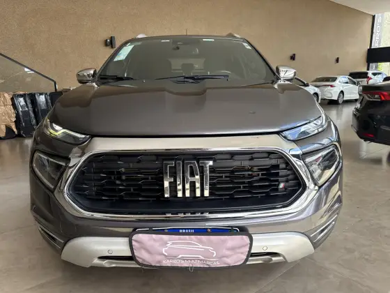 FIAT TORO 2.0 16V TURBO DIESEL RANCH 4WD AT9 FIAT TORO 2.0 16V TURBO DIESEL RANCH 4WD AT9
