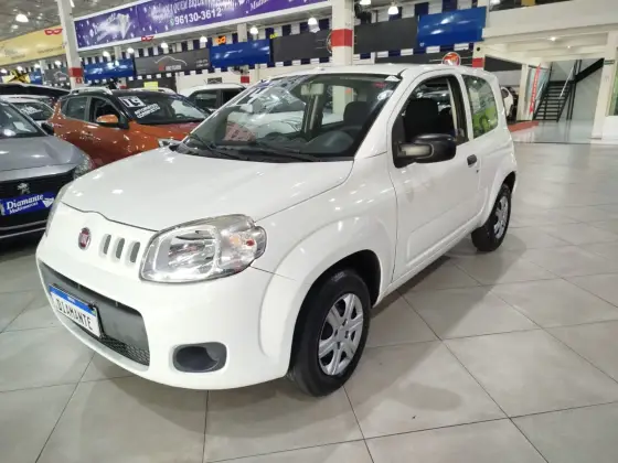 FIAT UNO 1.0 EVO VIVACE 8V FLEX 2P MANUAL