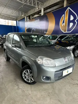 FIAT UNO 1.0 EVO VIVACE 8V FLEX 4P MANUAL FIAT UNO 1.0 EVO VIVACE 8V FLEX 4P MANUAL