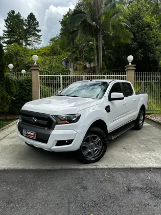 FORD RANGER 2.2 XLS 4X2 CD 16V DIESEL 4P AUTOMÁTICO FORD RANGER 2.2 XLS 4X2 CD 16V DIESEL 4P AUTOMÁTICO