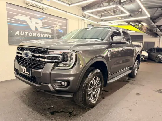 FORD RANGER 3.0 V6 TURBO DIESEL CD XLT 4X4 AUTOMÁTICO FORD RANGER 3.0 V6 TURBO DIESEL CD XLT 4X4 AUTOMÁTICO