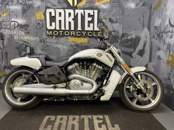 HARLEY-DAVIDSON V-ROD MUSCLE 