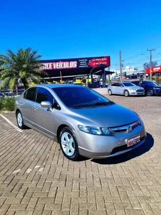HONDA CIVIC 1.8 LXS 16V GASOLINA 4P MANUAL HONDA CIVIC 1.8 LXS 16V GASOLINA 4P MANUAL