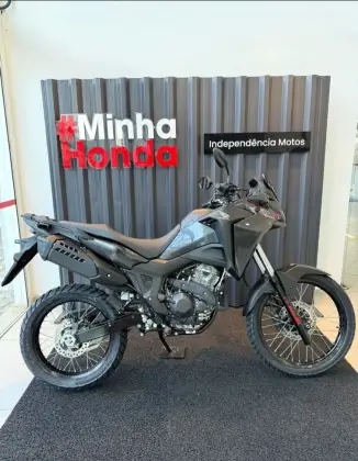 HONDA XRE 300 SAHARA HONDA XRE 300 SAHARA