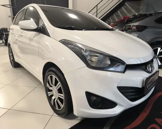 HYUNDAI HB20 1.0 COMFORT PLUS 12V FLEX 4P MANUAL