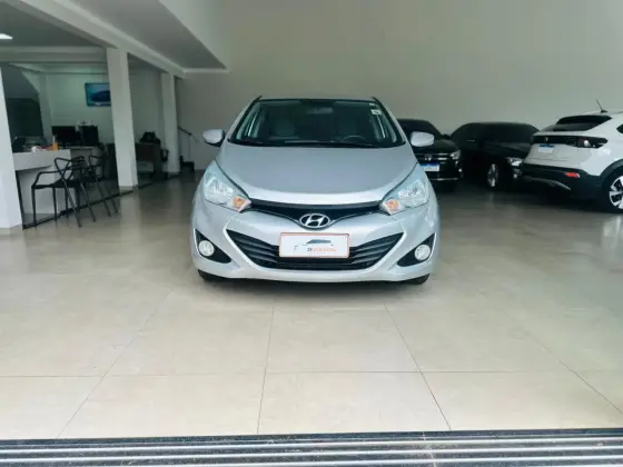 HYUNDAI HB20 1.6 COMFORT PLUS 16V FLEX 4P AUTOMÁTICO