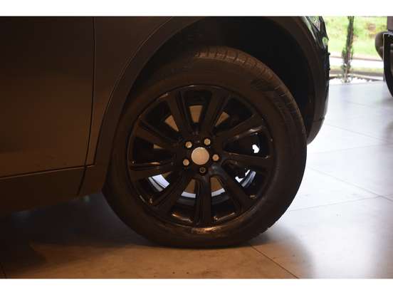 LAND ROVER-DISCOVERY SPORT-2.0 16V TD4 TURBO DIESEL SE 4P AUTOMÁTICO LAND ROVER-DISCOVERY SPORT-2017