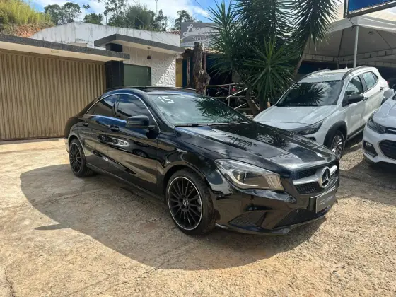 MERCEDES-BENZ CLA 200 1.6 VISION 16V FLEX 4P AUTOMÁTICO