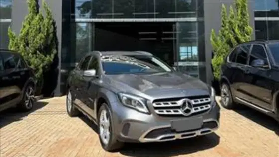 MERCEDES-BENZ GLA 200 1.6 CGI FLEX ADVANCE 7G-DCT MERCEDES-BENZ GLA 200 1.6 CGI FLEX ADVANCE 7G-DCT