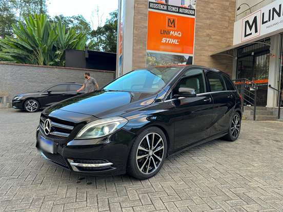 MERCEDES-BENZ-B 200-1.6 SPORT TURBO GASOLINA 4P AUTOMÁTICO MERCEDES-BENZ-B 200-2013