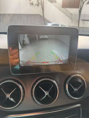 MERCEDES-BENZ-GLA 200-2016