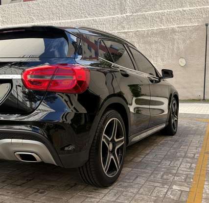 MERCEDES-BENZ-GLA 250-2017