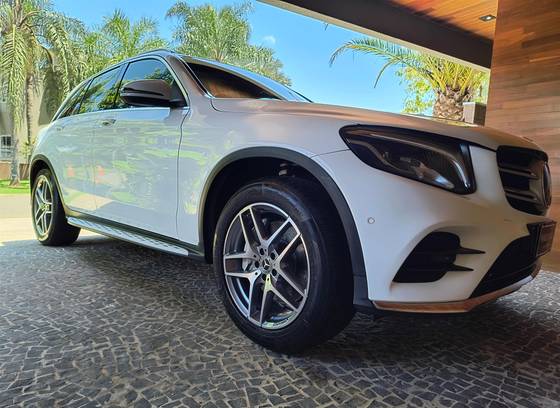 MERCEDES-BENZ GLC 250 2.0 CGI GASOLINA HIGHWAY 4MATIC 9G-TRONIC