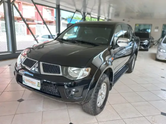 MITSUBISHI L200 TRITON 3.2 HPE 4X4 CD 16V TURBO INTERCOOLER DIESEL 4P AUTOMÁTICO MITSUBISHI L200 TRITON 3.2 HPE 4X4 CD 16V TURBO INTERCOOLER DIESEL 4P AUTOMÁTICO
